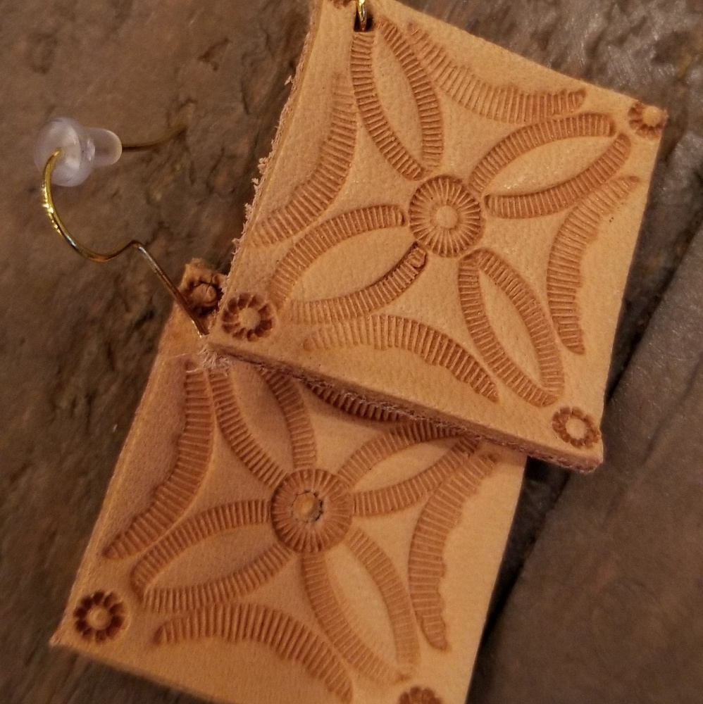Leather ear rings